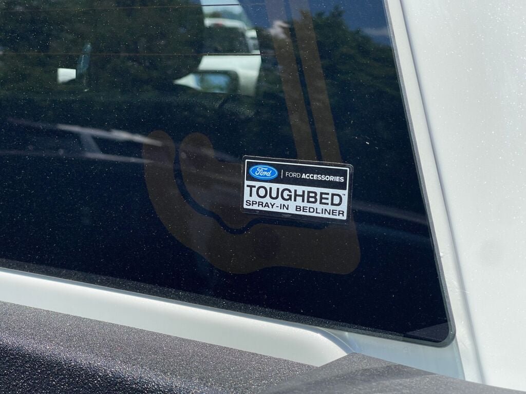 New 2026 Star White Metallic Tri-Coat Ford LARIAT image 22