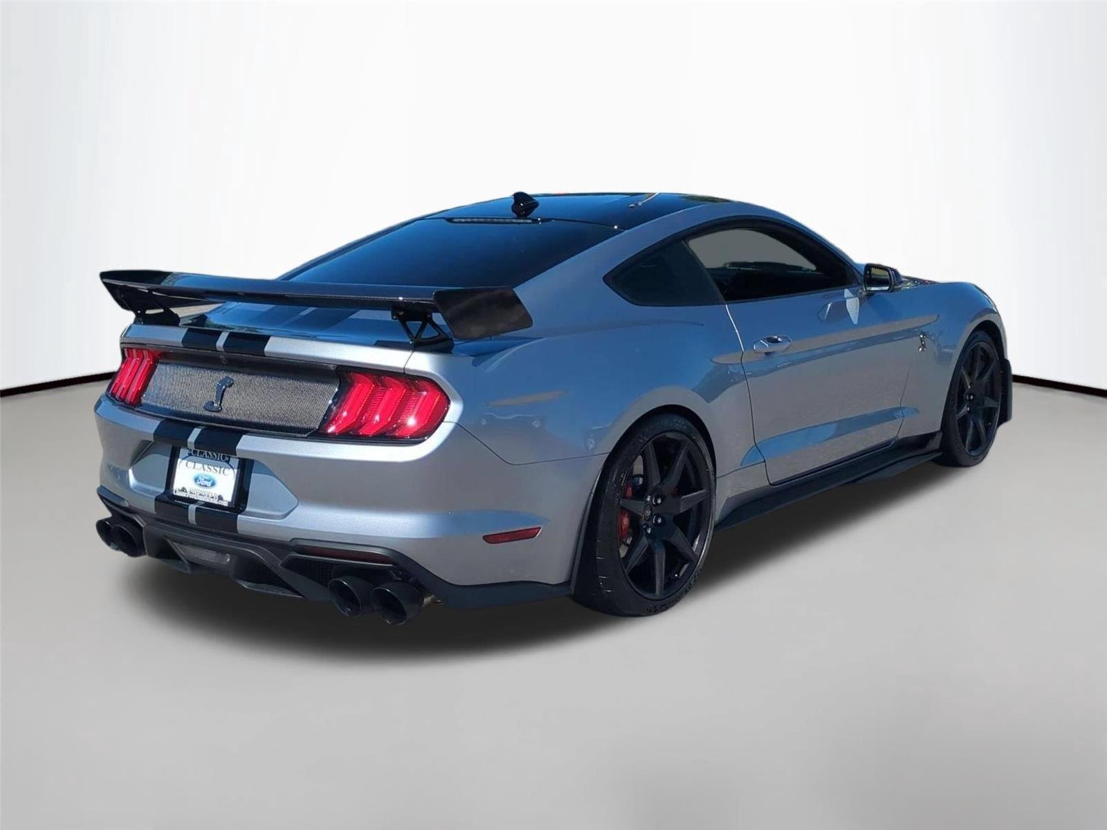 Used 2021 Iconic Silver Metallic Ford Shelby GT500 image 5