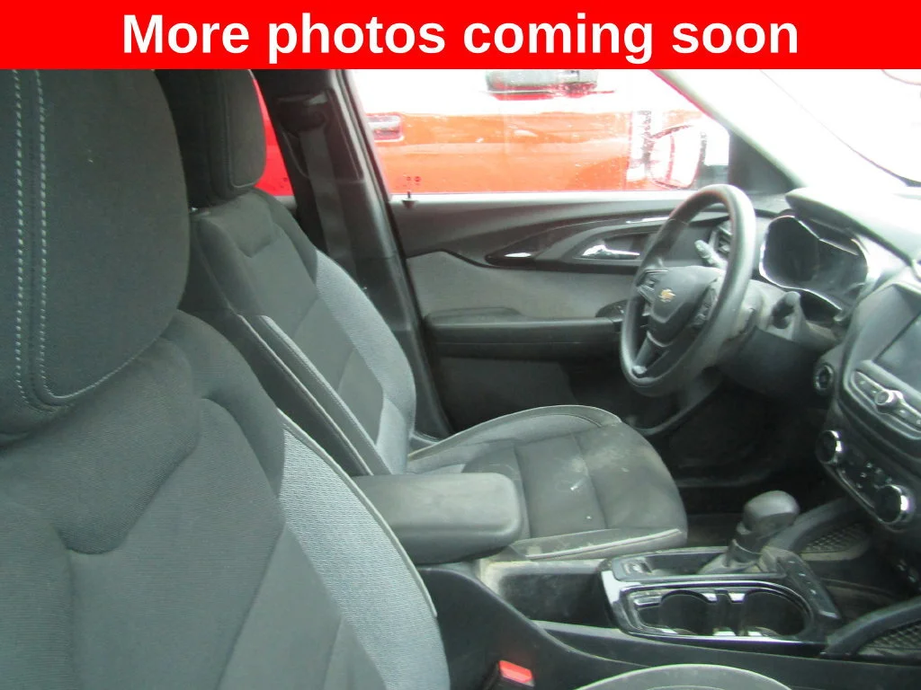 Used 2023 SUMMIT WHITE Chevrolet LT image 11