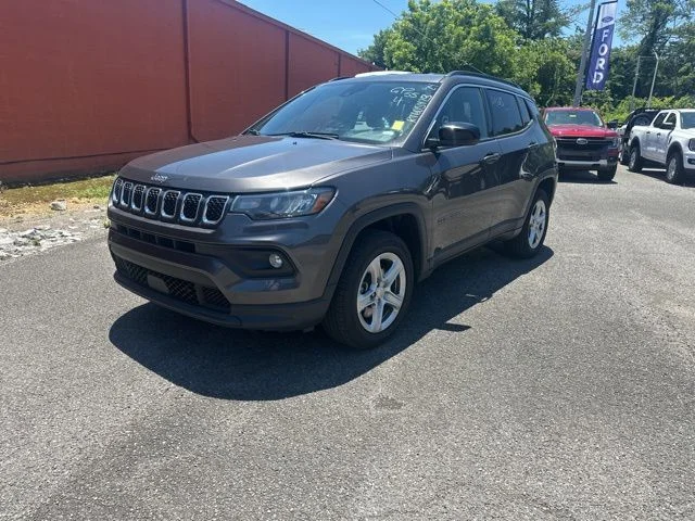 2024 Jeep Compass Latitude 4X4's photo