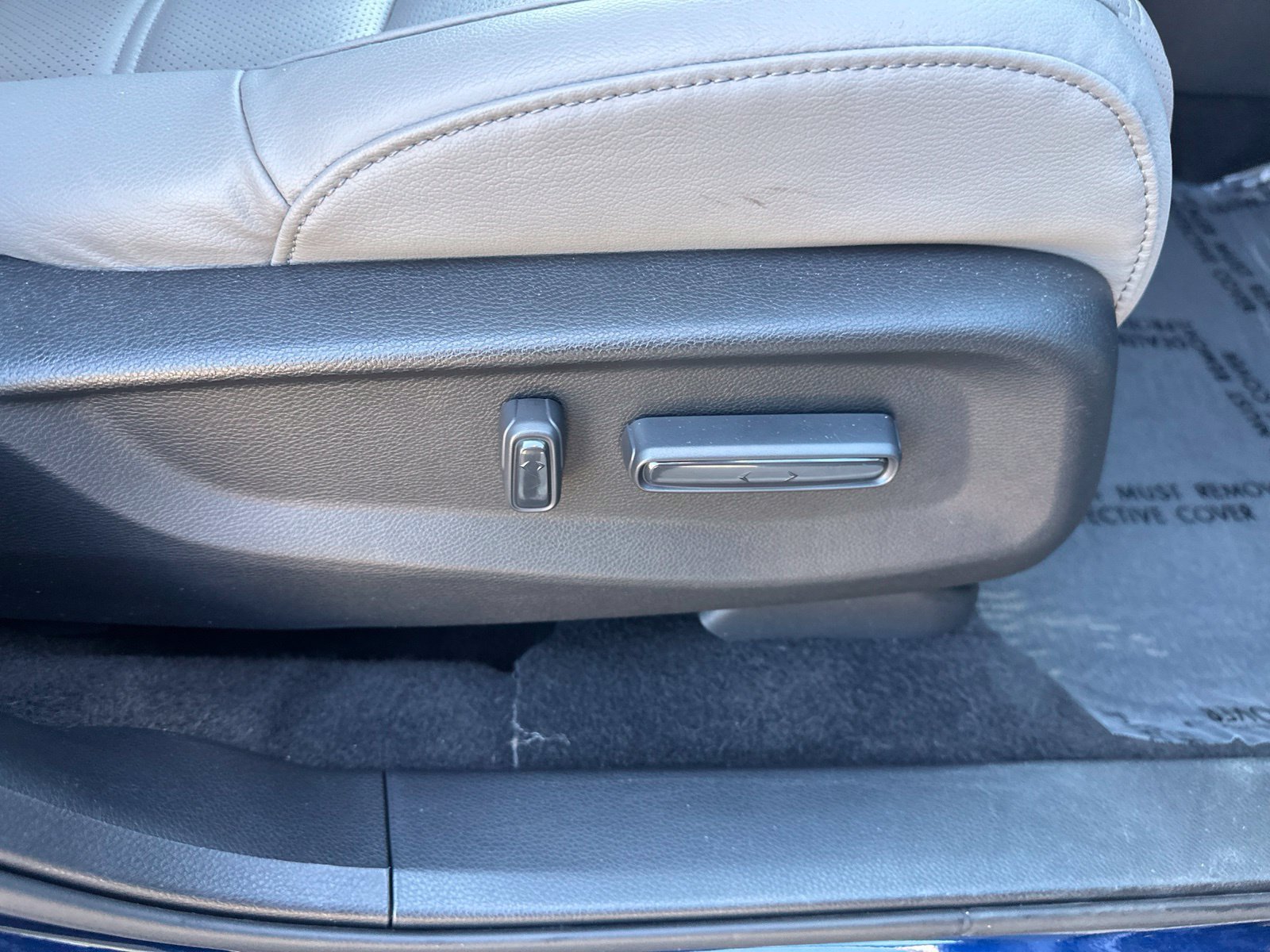 Used 2017 Blue Honda EX-L image 37