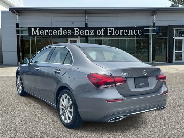 Used 2021 Gray Mercedes-Benz A 220 image 4