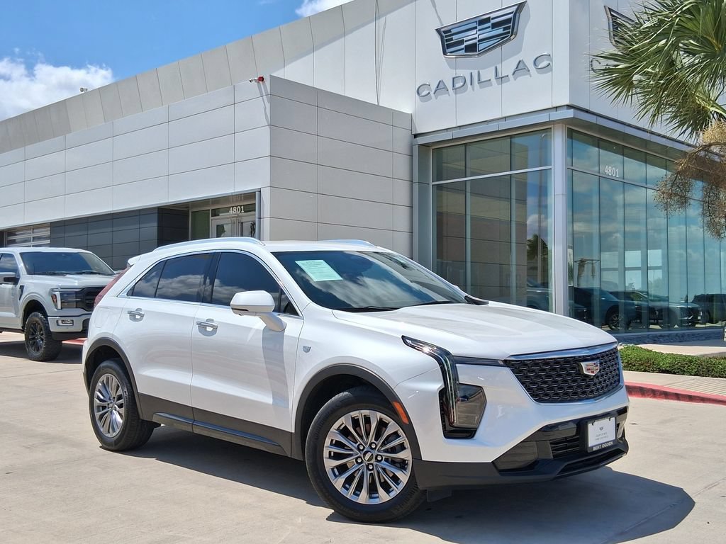 Used 2025 Crystal White Tricoat Cadillac Premium Luxury image 1