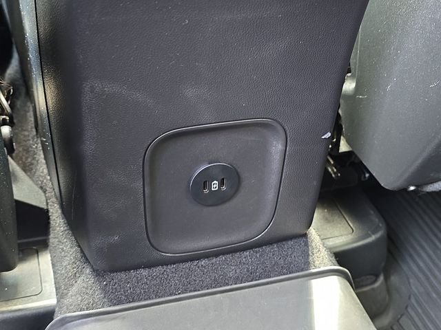 Certified Used 2023 Oxford White Ford Active image 24