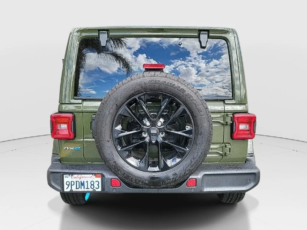 Used 2024 Green Jeep Sahara 4xe image 8