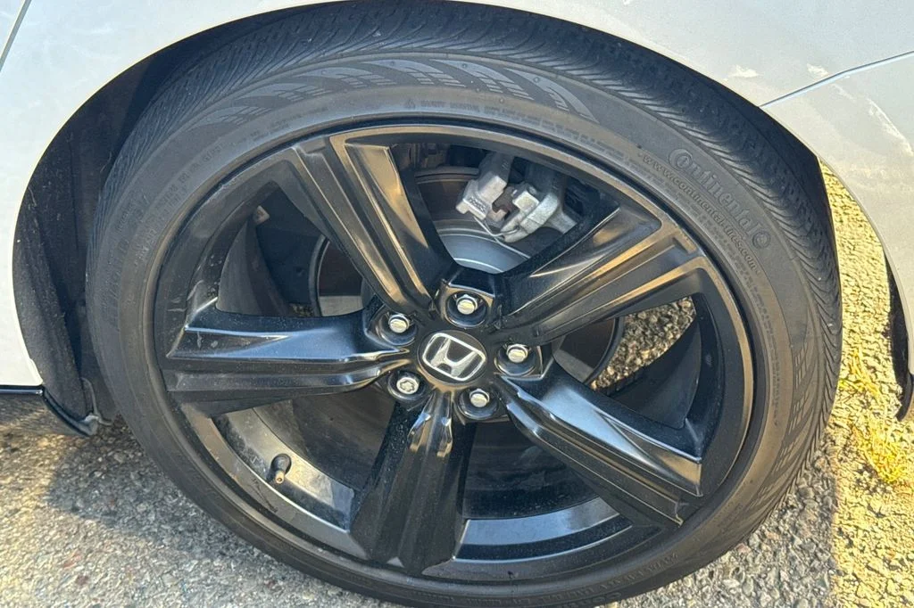 Used 2025 Black Honda Sport-L image 4