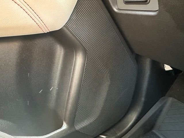Used 2025 Silver GMC AT4 image 18