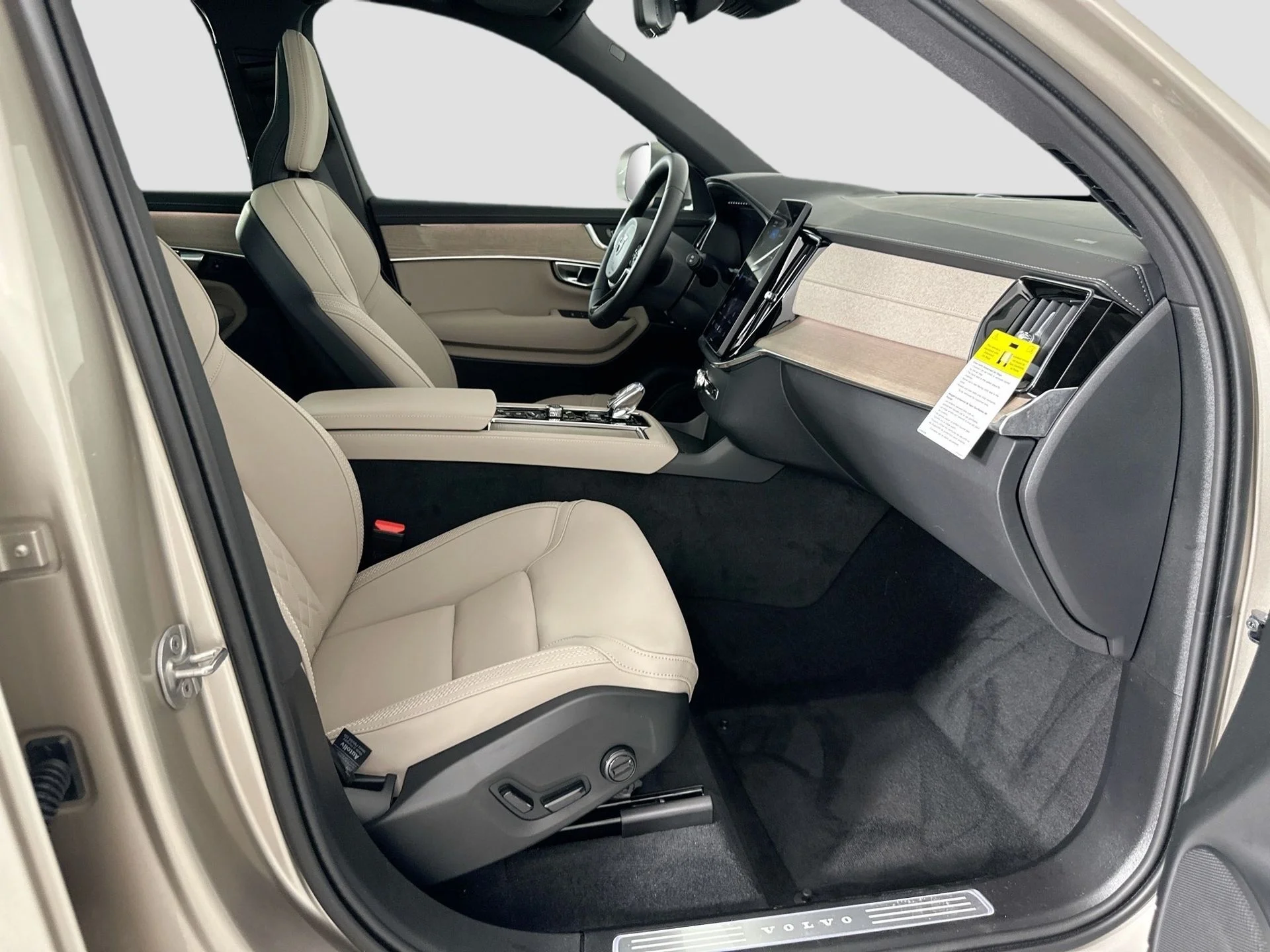 2026 Volvo XC90 Core - Photo 25