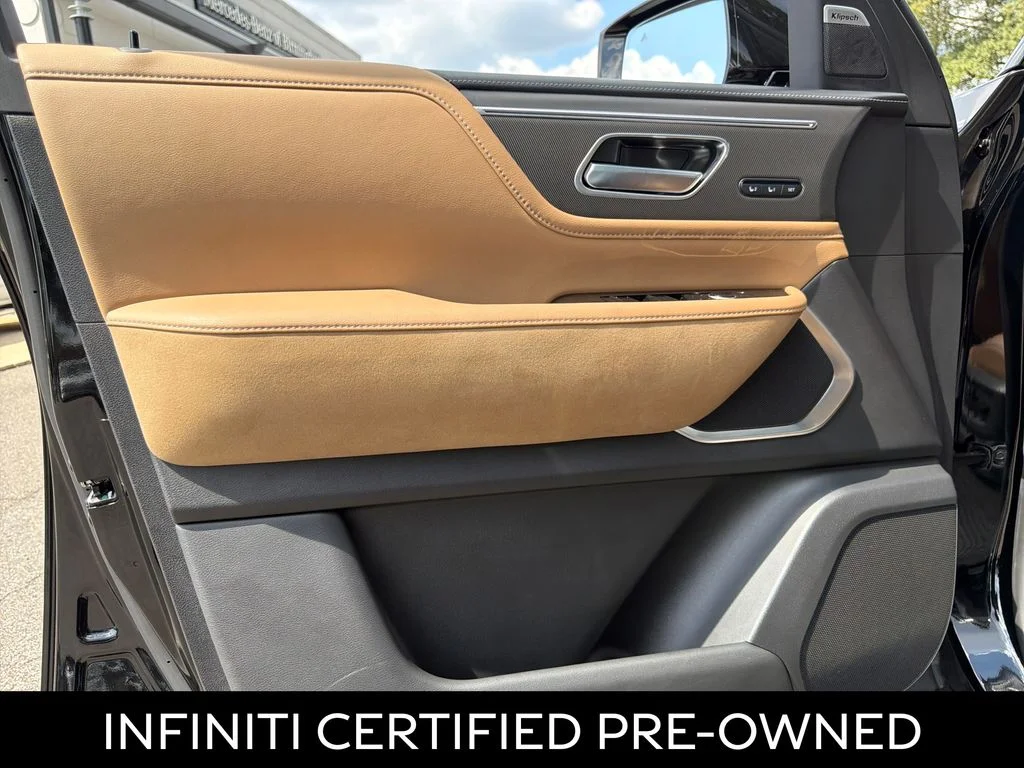 Certified Used 2026 Black Obsidian INFINITI LUXE image 28