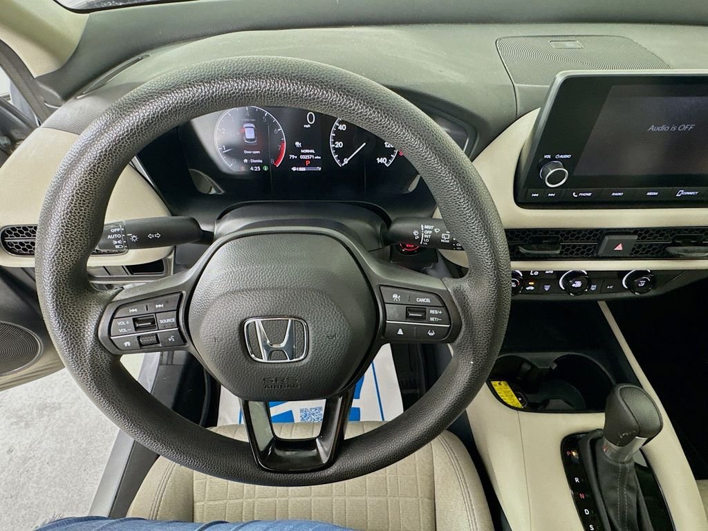 Used 2023 Silver Honda LX image 12