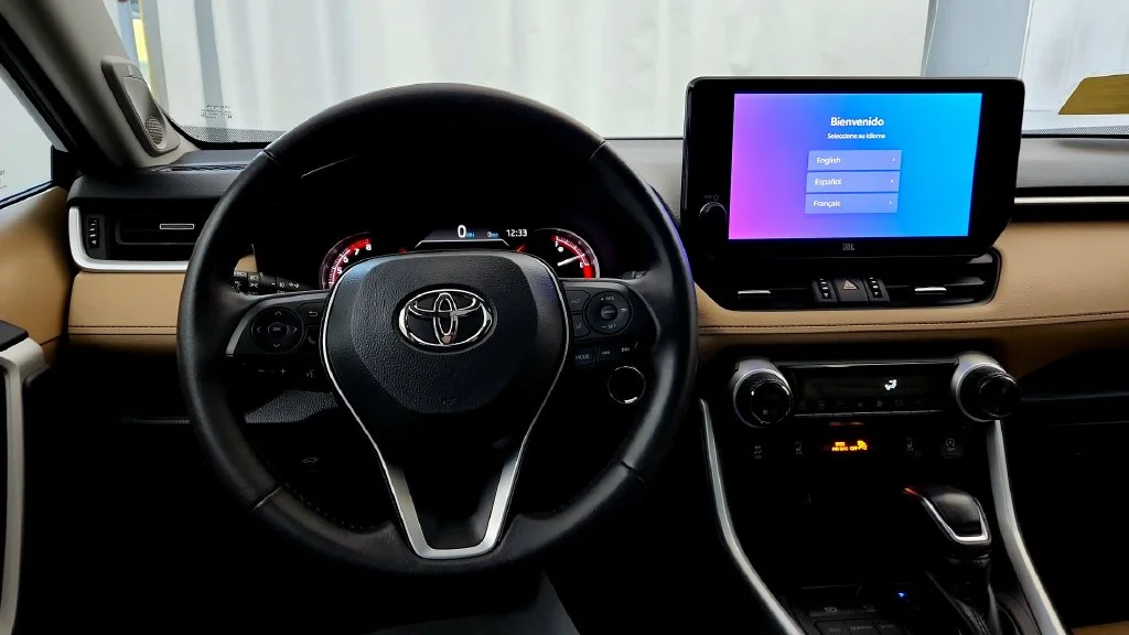 Used 2025 Blue Toyota XLE Premium image 28