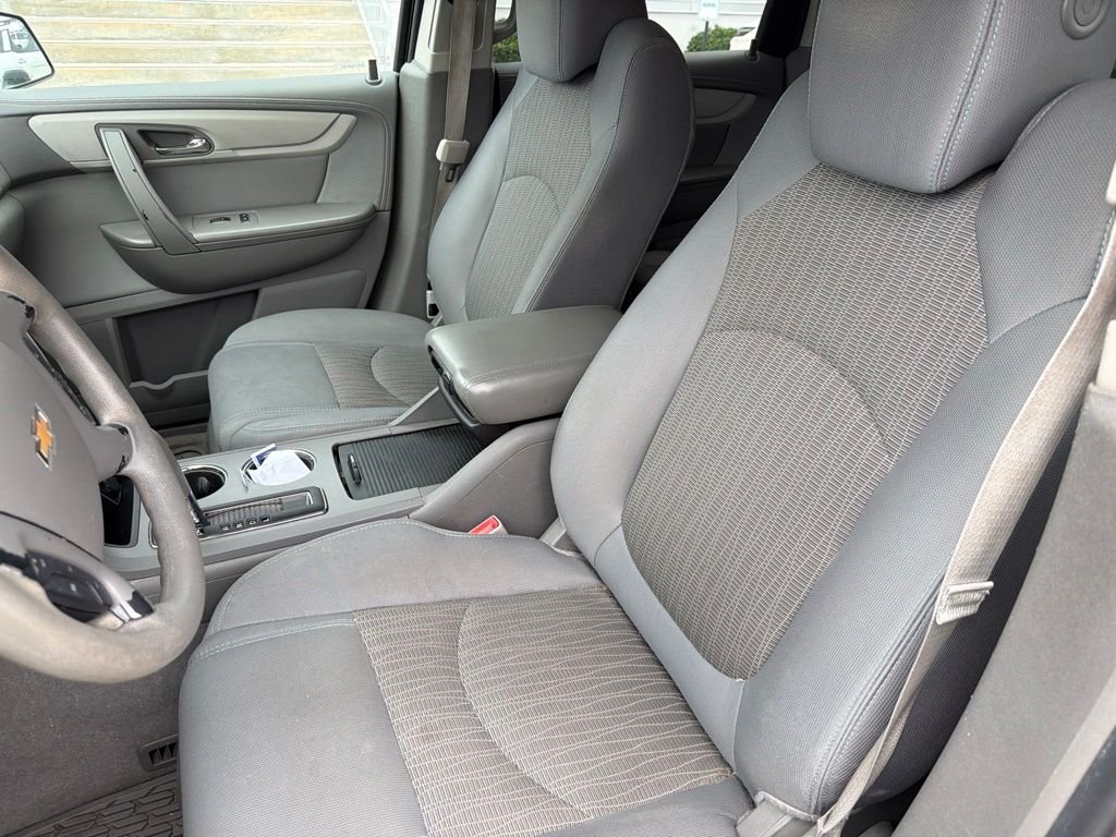 Used 2013 Blue Chevrolet LS image 13