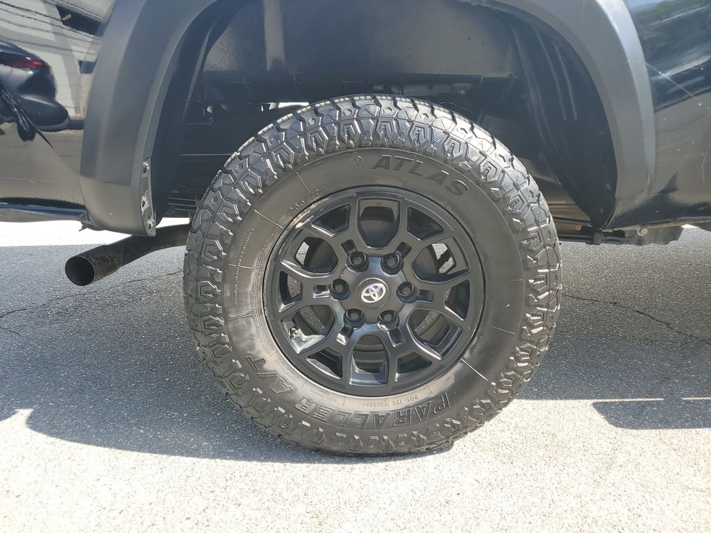 Used 2023 Black Toyota SR5 image 5