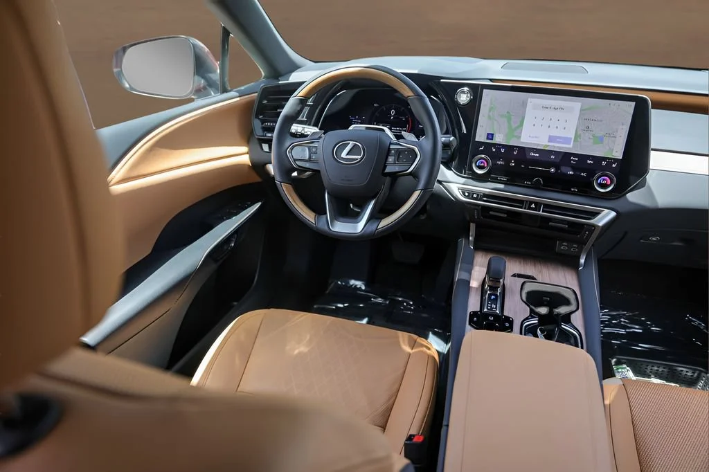 Used 2025 Copper Crest Lexus RX 350 image 25