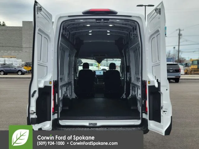 New 2026 Oxford White Ford Base image 17