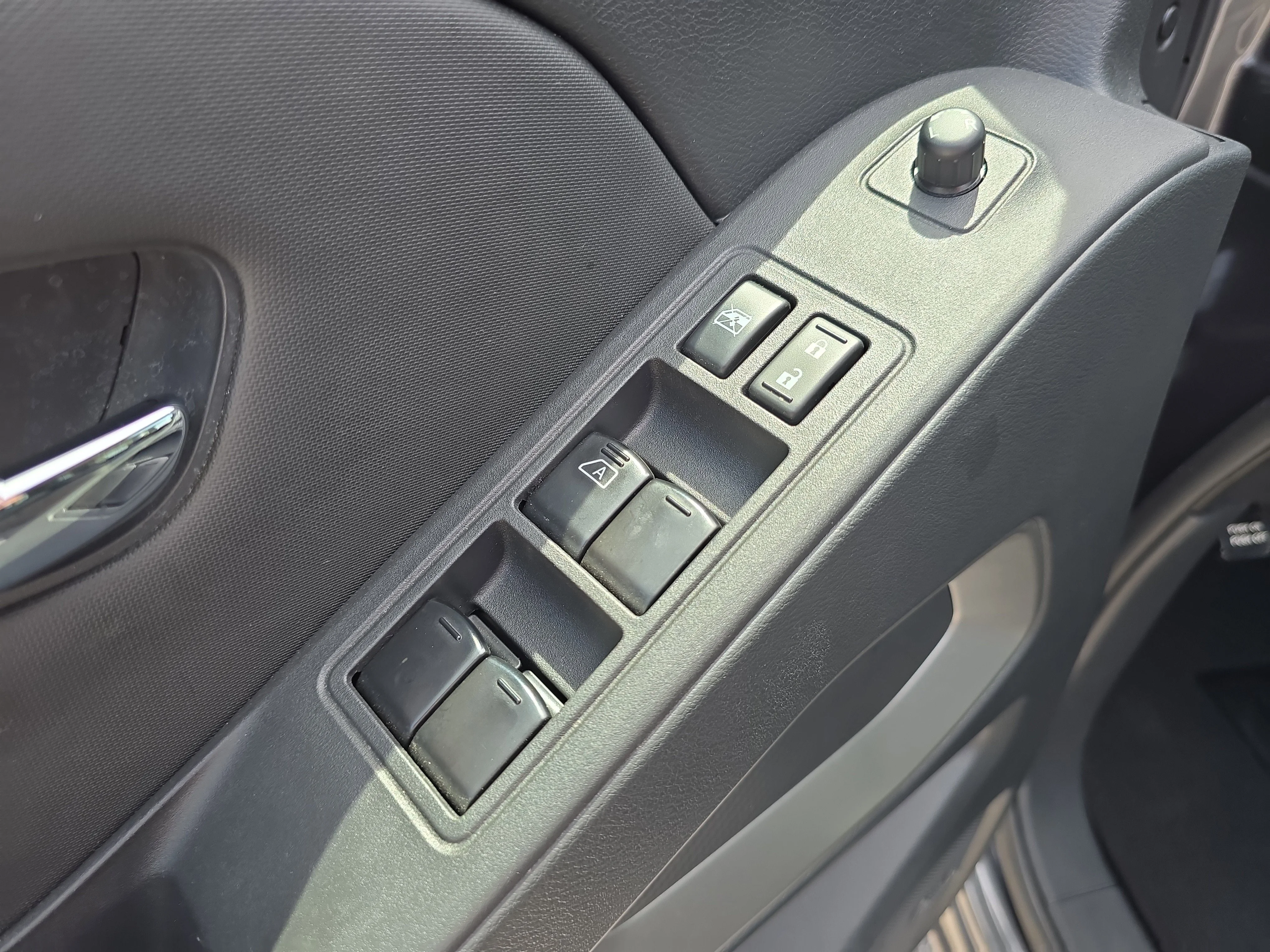 Certified Used 2024 Gun Metallic Nissan SL image 19
