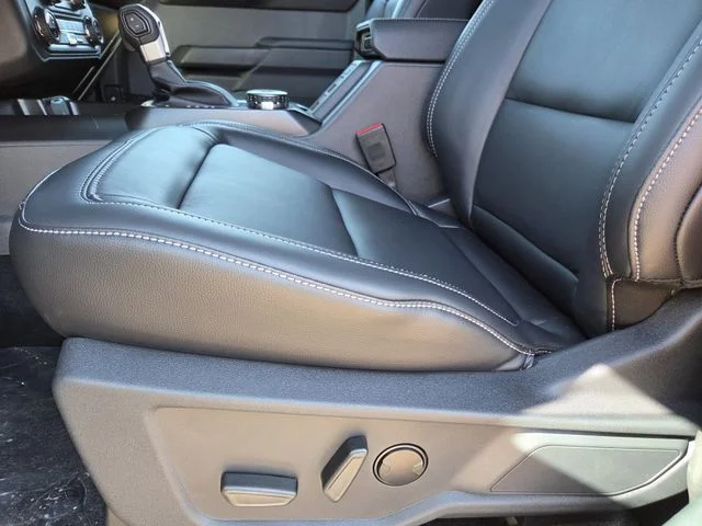 New 2026 Avalanche Gray Ford Outer Banks® image 11