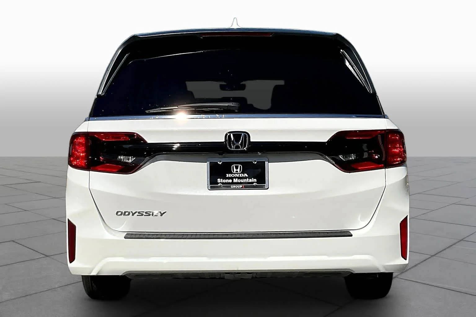 New 2027 Platinum White Pearl Honda EX-L image 4