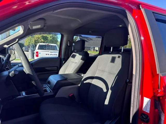 Used 2017 Red Ford XL image 13