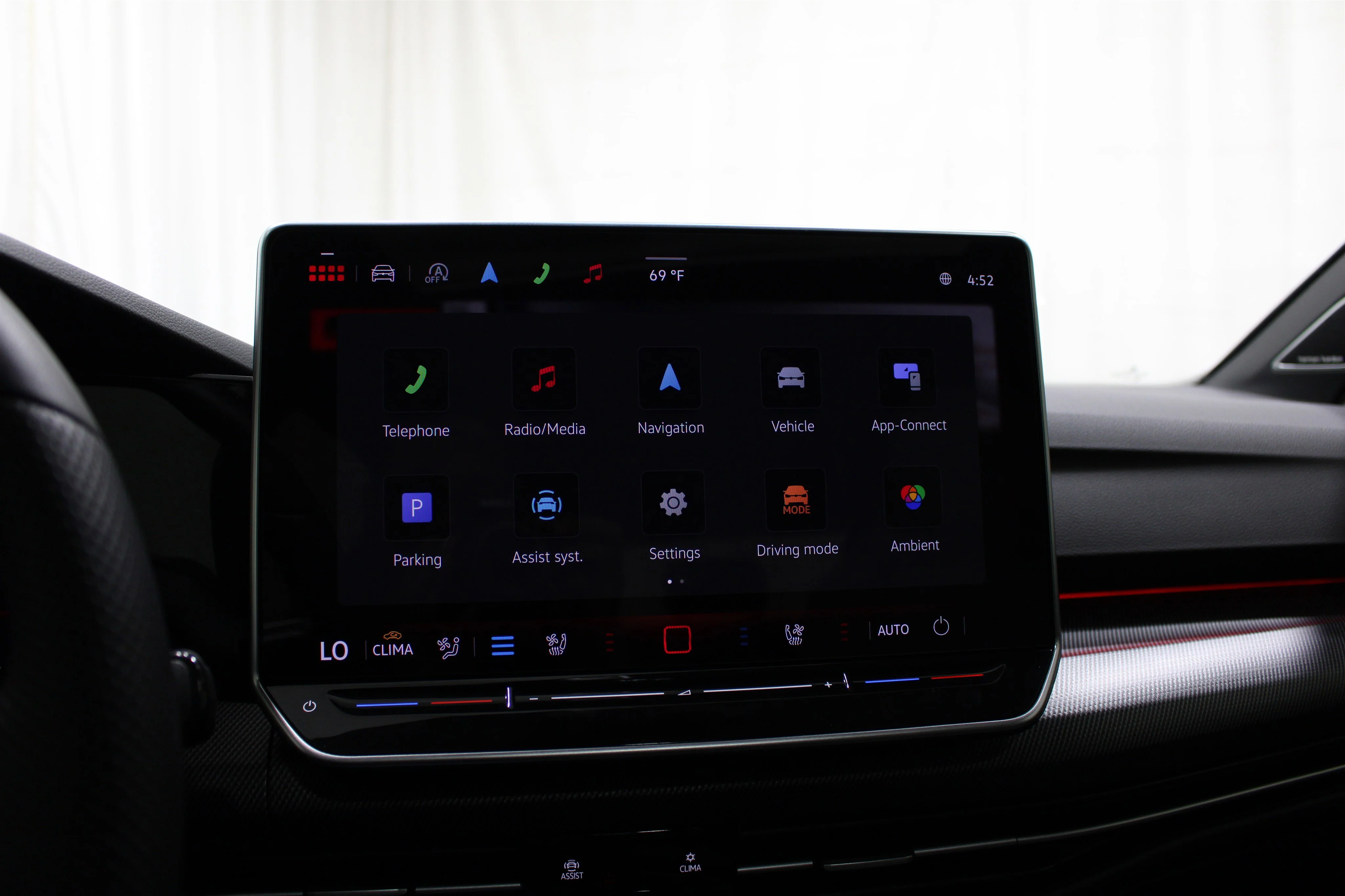 2025 Volkswagen Golf GTI SE - Photo 15