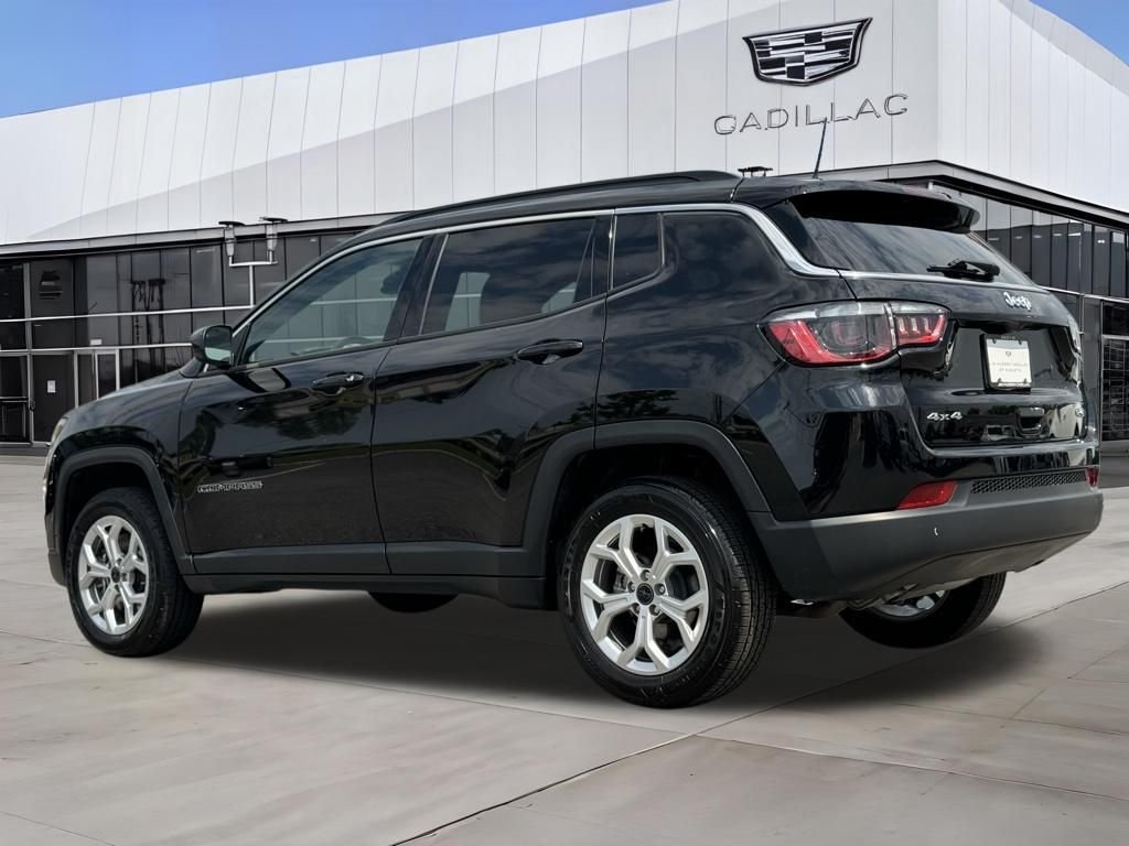Used 2025 Black Jeep Latitude image 5