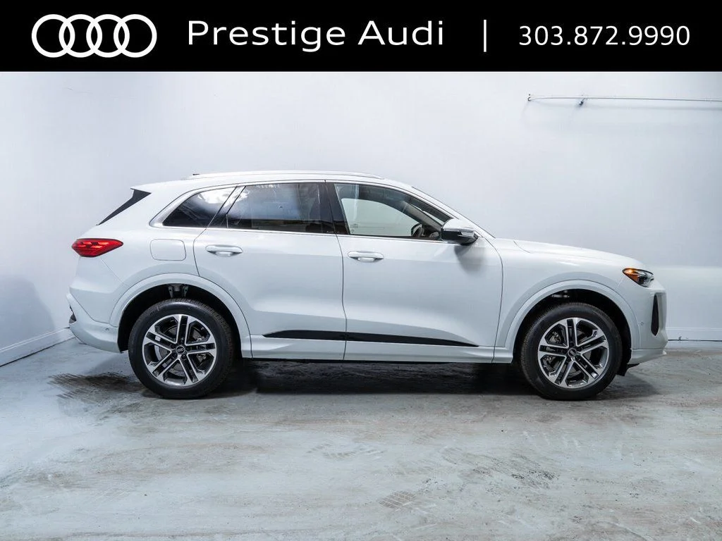 2025 Audi Q5 Premium - Photo 8