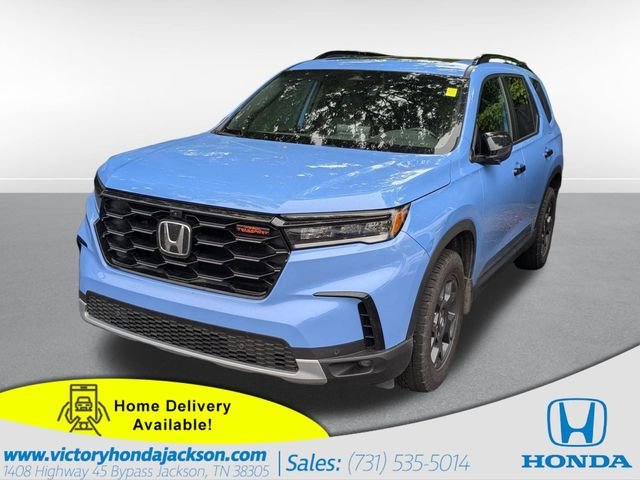 2025 Honda Pilot TrailSport AWD's photo