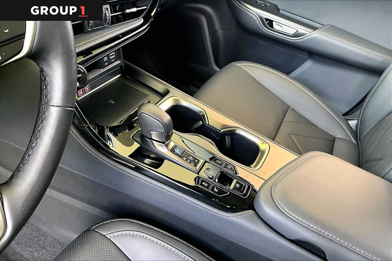 Certified Used 2026 CAVIAR Lexus Luxury image 14
