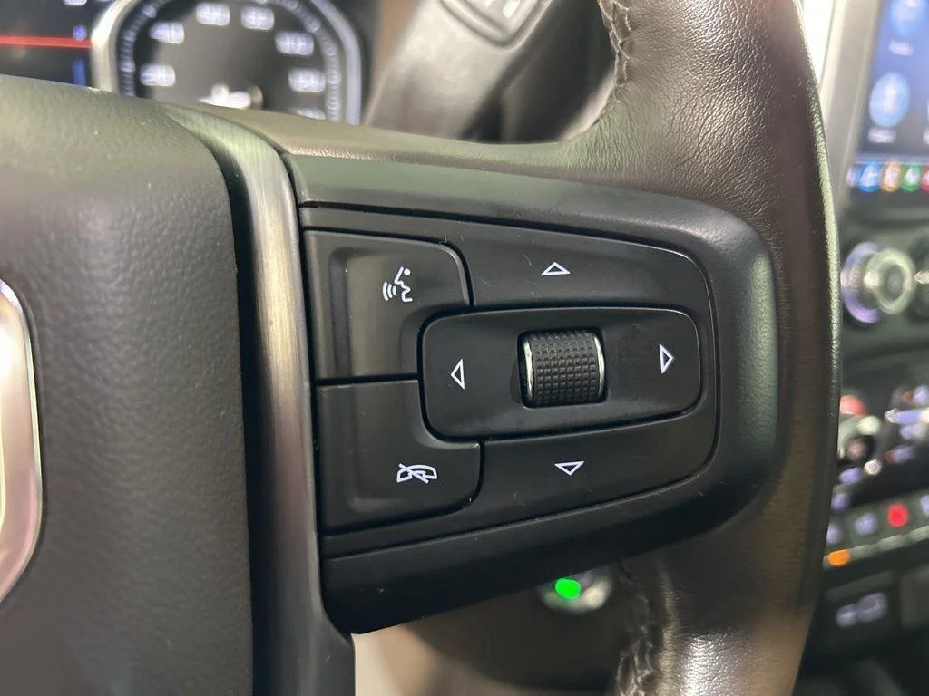 Used 2021 White Frost GMC Denali image 27