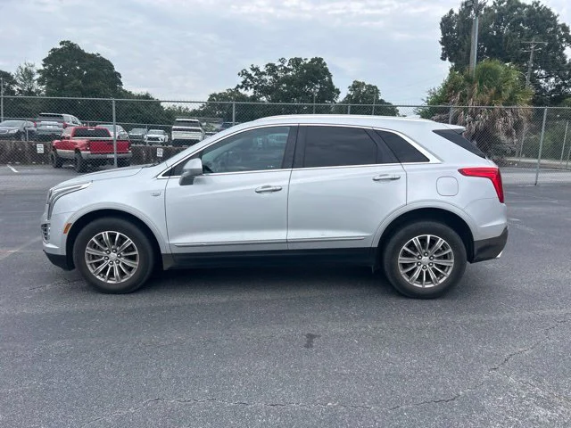 Used 2017 Cadillac XT5 Luxury with VIN 1GYKNBRSXHZ244900 for sale in Florence, SC