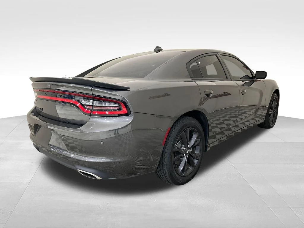Used 2023 Gray Dodge SXT image 5