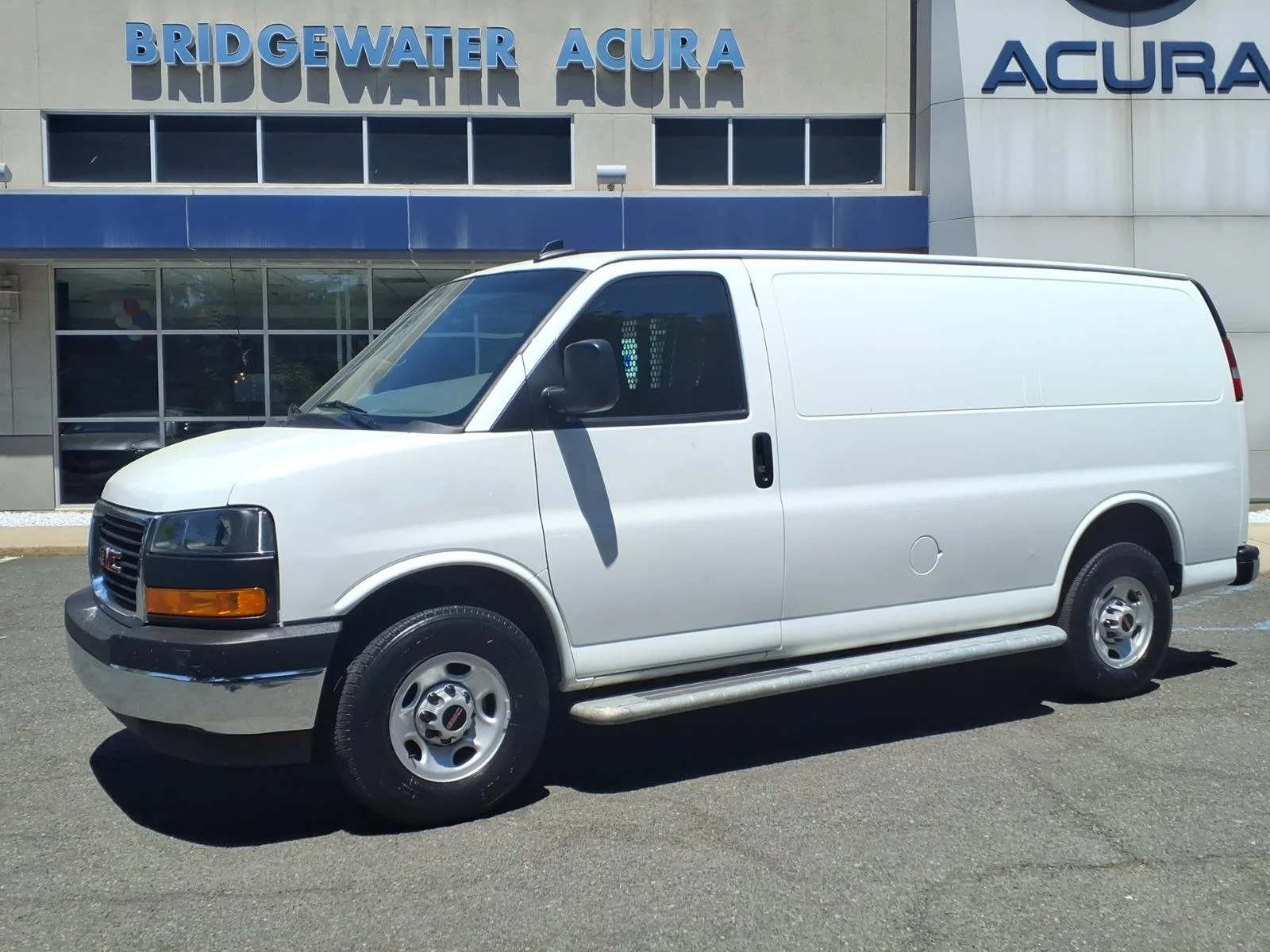 2024 GMC Savana 2500's photo