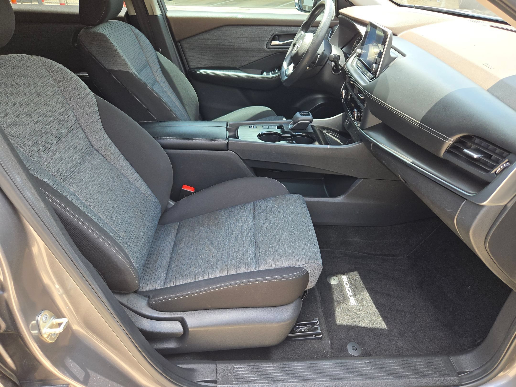 Used 2023 Gun Metallic Nissan SV image 27