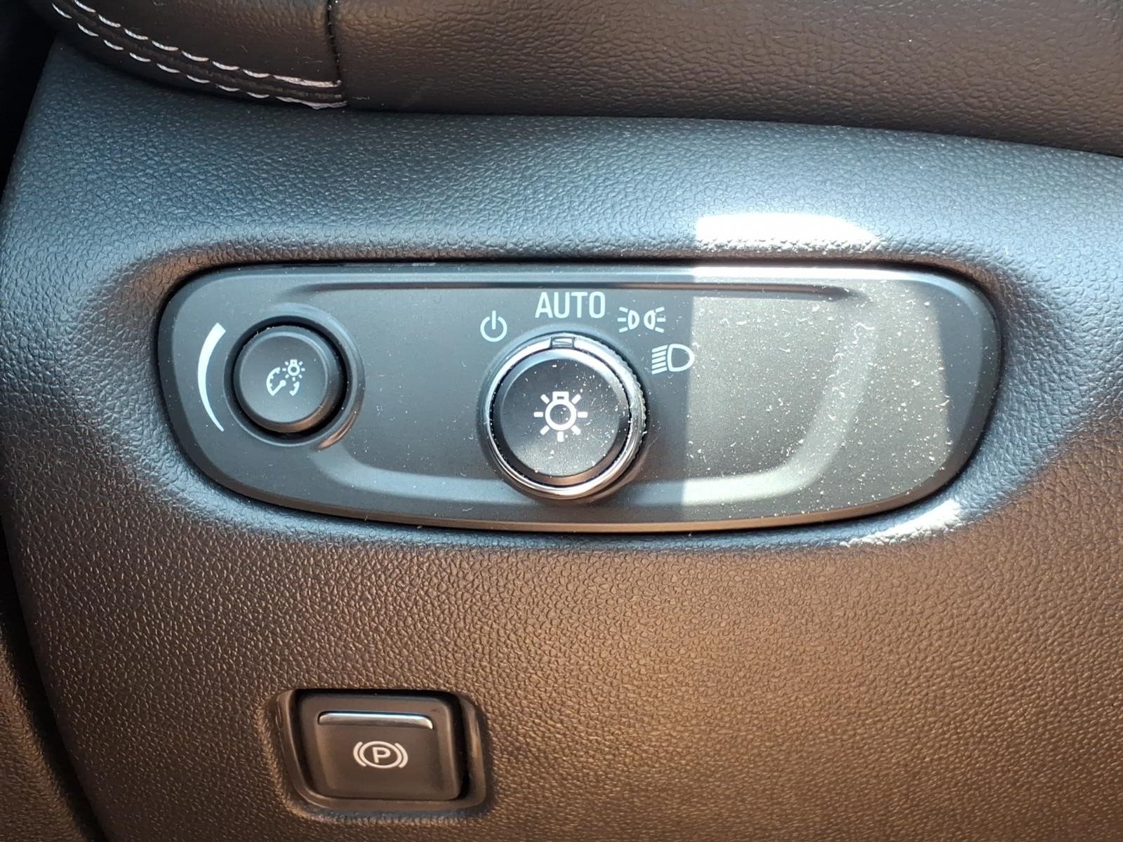 Used 2025 Black Chevrolet LT image 18