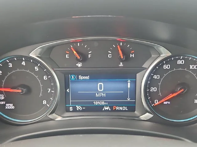 Used 2024 Riptide Blue Metallic Chevrolet LT image 15