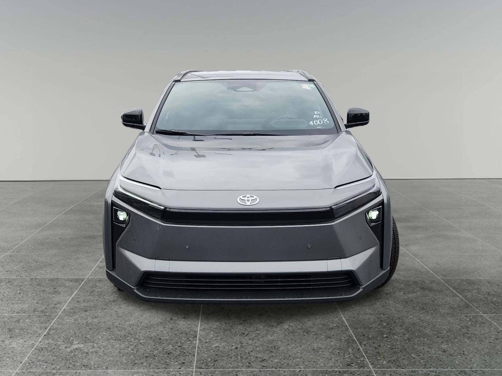 New 2026 Heavy Metal <sup>1</sup> Toyota  XLE image 2