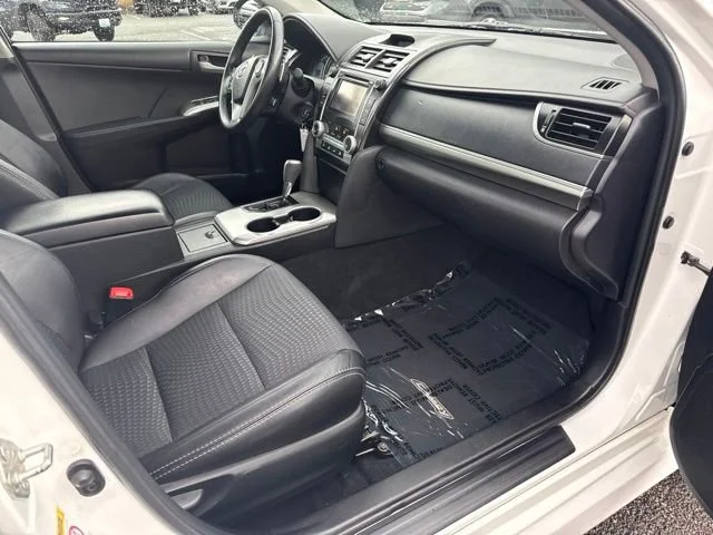 Used 2012 Super White Toyota L image 9