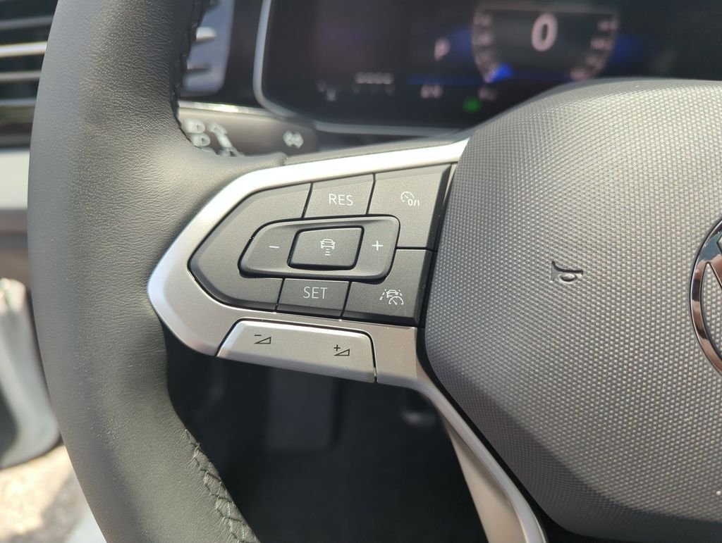 New 2026 White Volkswagen 1.5T SE image 22