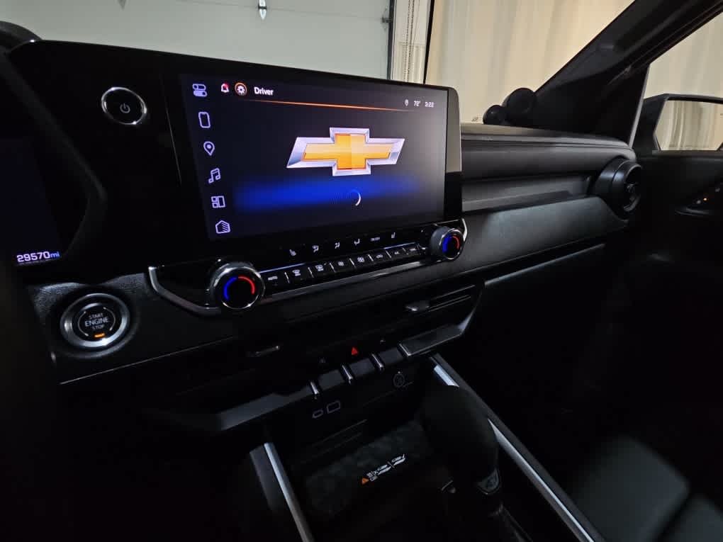 Used 2025 Summit White Chevrolet Trail Boss image 9