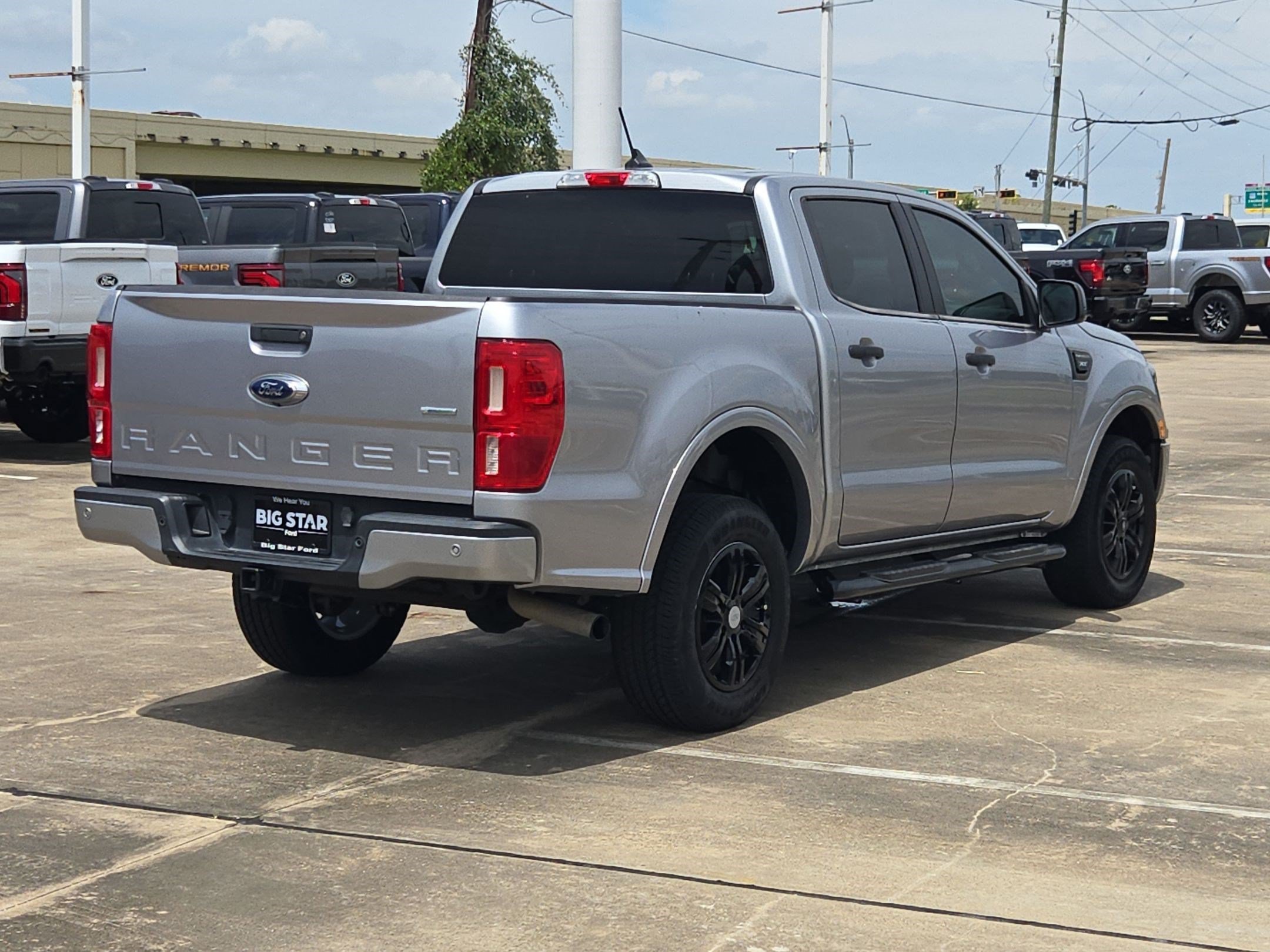 Used 2020 Blue Ford XLT image 3