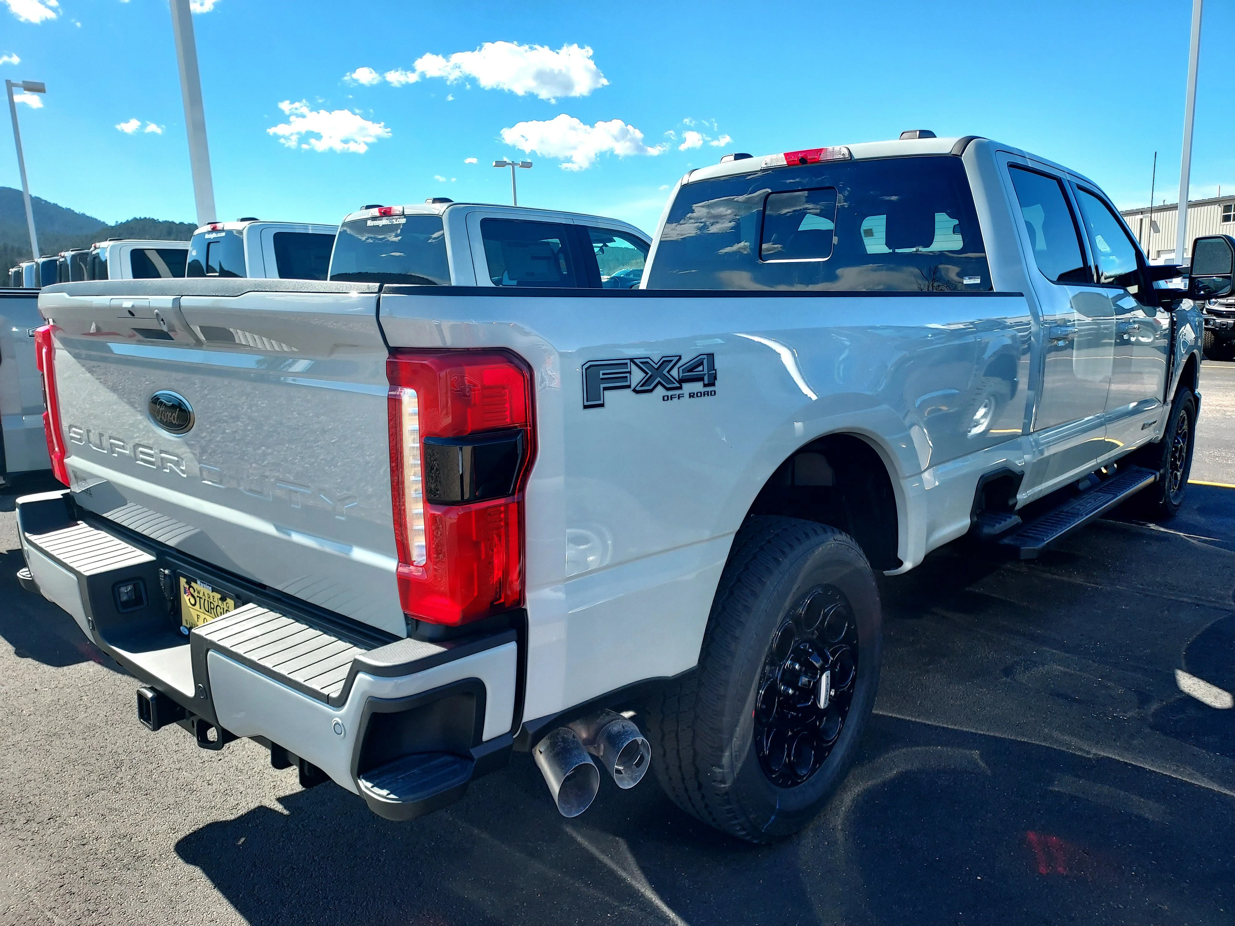 New 2026 Avalanche Ford LARIAT image 9