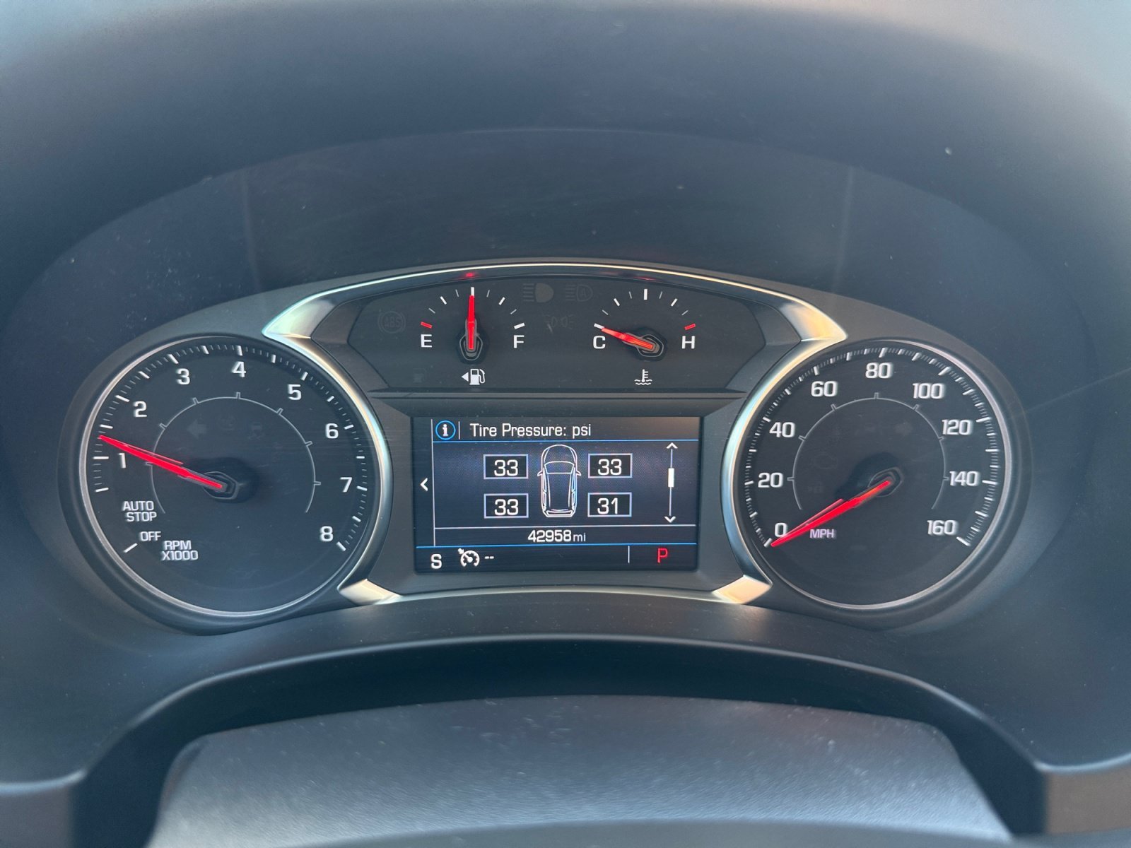 Used 2024 Summit White GMC SLE image 11