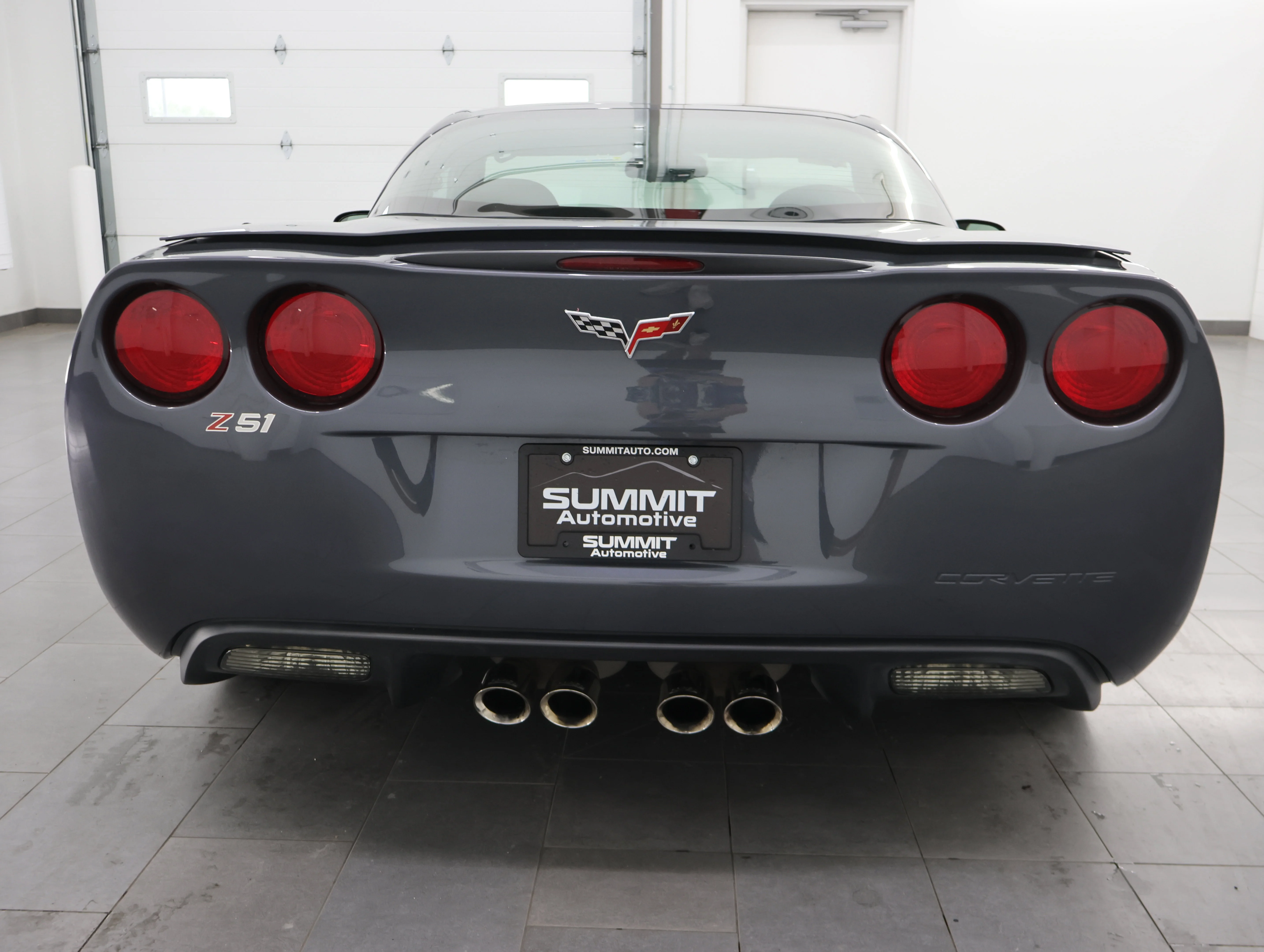 Used 2009 Cyber Gray Metallic Chevrolet Base image 23