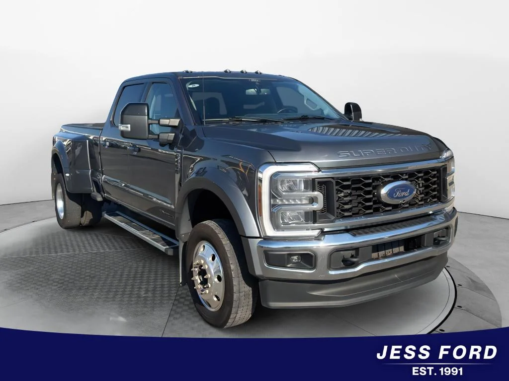 Used 2024 Carbonized Gray Metallic Ford LARIAT image 6