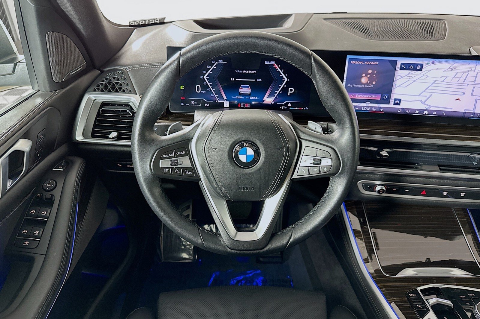 Used 2026 Alpine White BMW sDrive40i image 5