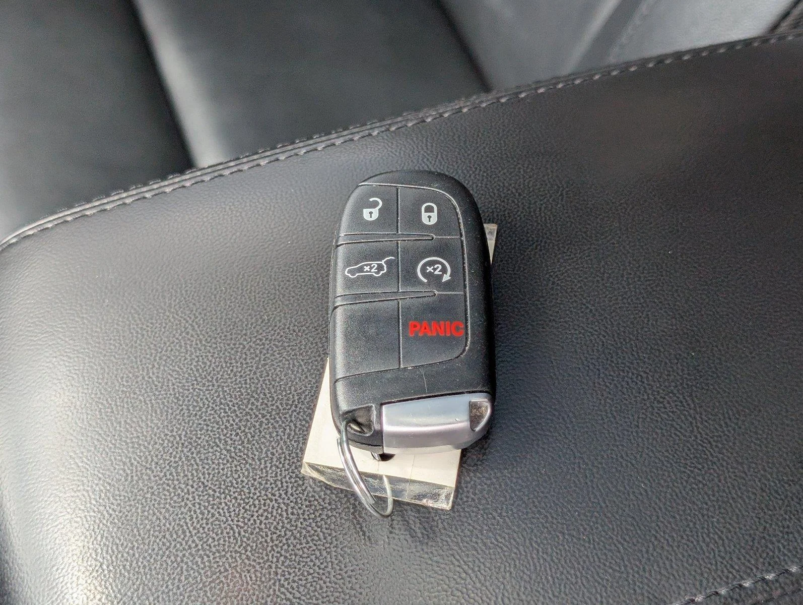 Used 2021 Velvet Red Pearlcoat Jeep Limited image 14