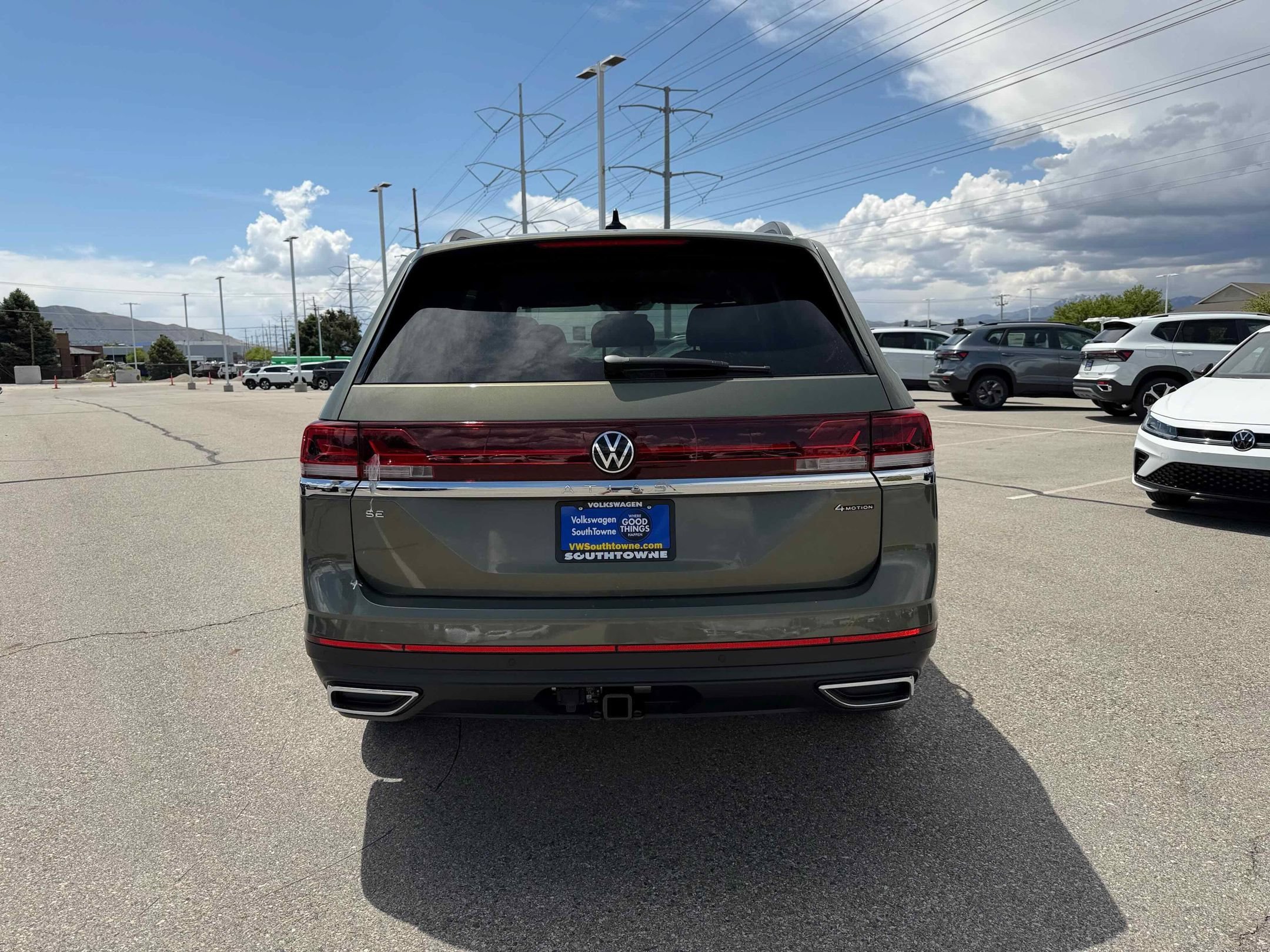 New 2026 Green Volkswagen 2.0T SE w/Technology image 7