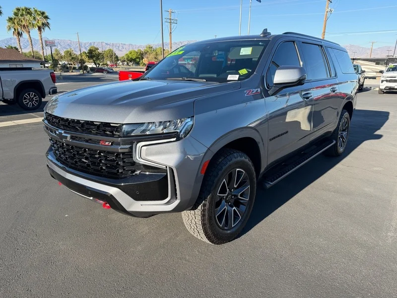 Used 2021 SATIN STEEL METALLIC Chevrolet Z71 image 7