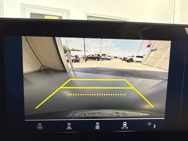 Used 2023  Acura Base image 24