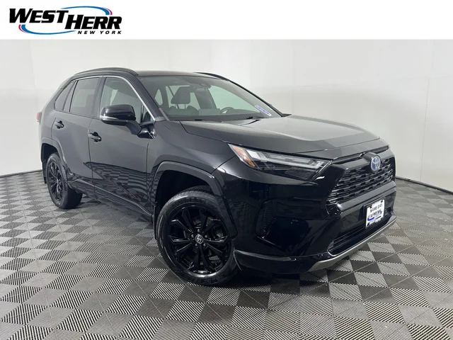 2022 Toyota RAV4 Hybrid SE